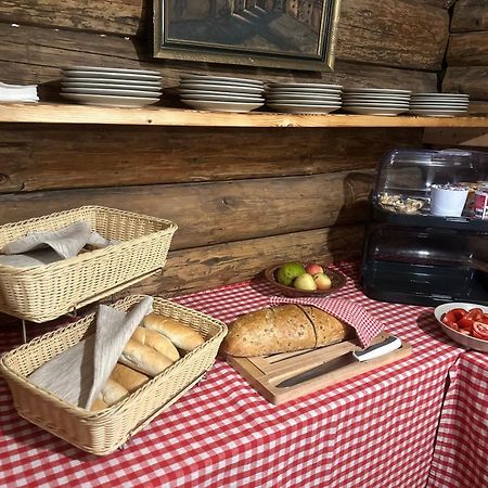 Gazdovsky Dvor B&B S Mini Wellness Bešeňová Εξωτερικό φωτογραφία